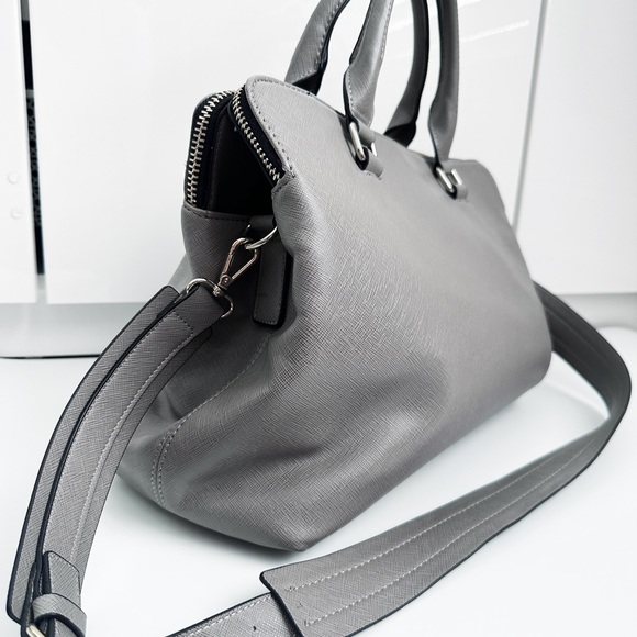 Grey Casual/Business/Laptop/ Baby Crossbody Bag - Large Pockets - Picture 2 of 11